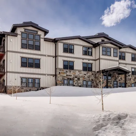 Luxury Condo by Mountain and Jordanelle Reservoir