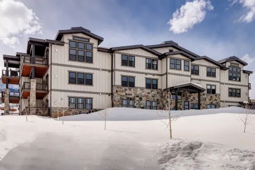 Luxury Condo by Mountain and Jordanelle Reservoir