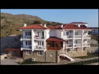 Estia Konukevi - Beach
