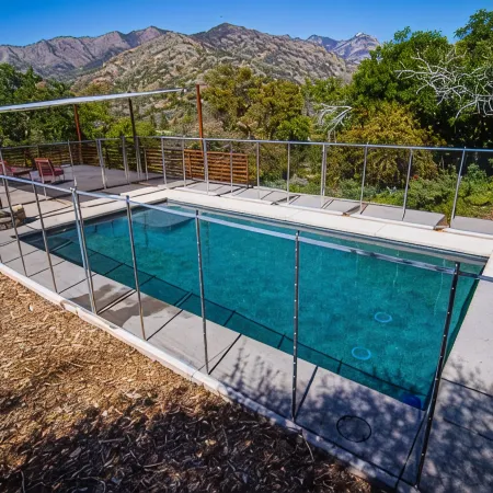Alta Peak House~Private EV Outlet, ;Outdoor Pool; Close to SNP entry