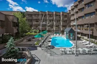 Delta Hotels Quebec - Rooftop Pools