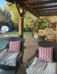 Luxurious Retreat:Heated Pool, Hot Tub Media R, Minutes from Universal Kids Park - สระว่ายน้ำส่วนตัว