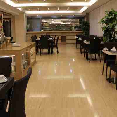 Grand Royal Denai Hotel Dining/Meeting Rooms