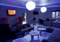 Admiralty Hotel Lekki - فطور