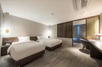 Changwon Hotel True - balcony