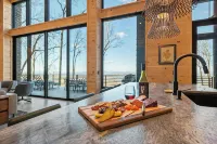 Blue Ridge Ultra Luxury with Stunning Mountain & Lake Views, Near Aska & Marina - Boutique
