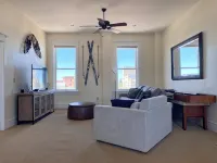 Luxury lofted 2-bedroom downtown condo in beautiful Red Lodge with WiFi, AC - 4-Star