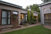 Primavera Guest House - ที่มีที่จอดรถ