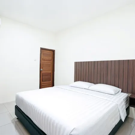 Bobo Inn