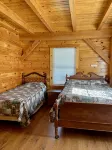 Salmon River Waterfront Lodge w/ Soothing Hot Tub