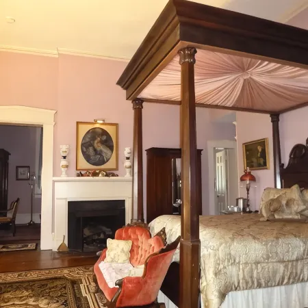 Corners Mansion Inn - A Bed and Breakfast
