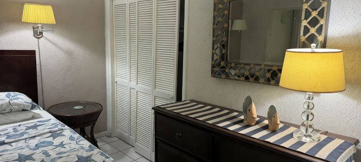 Amazing Condo in Cowpet Bay West, Steps From the Beach, Pool and Restaurants Hotels in Nazareth