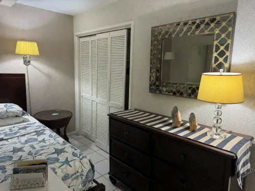 Amazing Condo in Cowpet Bay West, Steps From the Beach, Pool and Restaurants - 2-Star