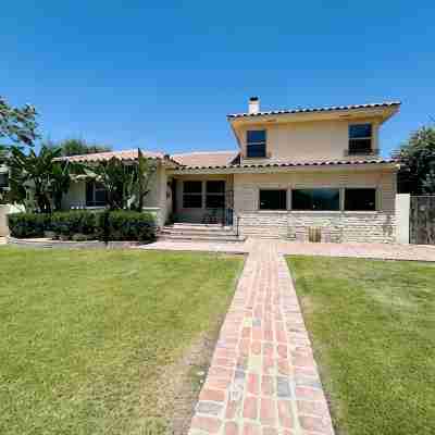 BIG ONE OF A KIND EUROPEAN SPANISH MEXICAN HACIENDA HOUSE W/ POOL ARTSY VINTAGE Hotel Exterior