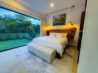 Brand New Luxury Villa on the South End of Jaco Beach, Steps from the Beach!