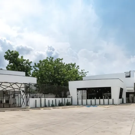 D' la Torre Hotel
