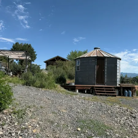 The Silo - Unique Guest Room with Great Views
