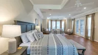 Gorgeous Retreat w/private Pickleball court!!! Only 3 min from Sandalwood Manor - Private Pools