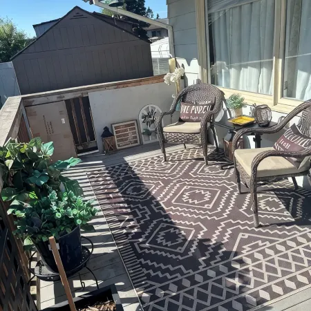 Home Away from home, fully/equipped, nearJBER, private parking <4 miles Downtown