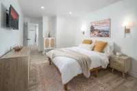 Sunflower Suite at The Wanderer - Boutique