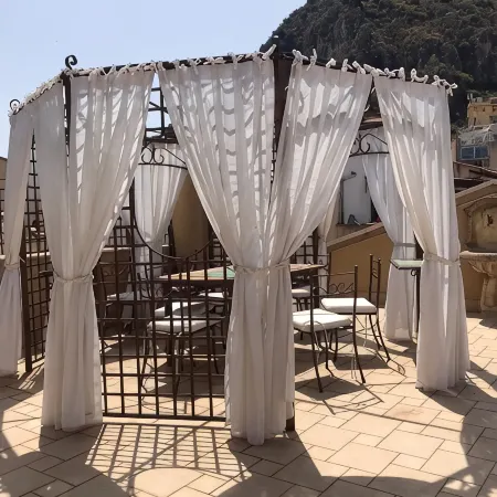 Villa Zecca, Taormina