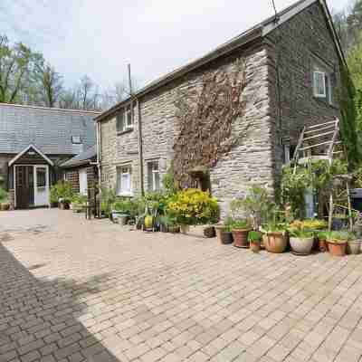 Watermill Cottages Hotel Exterior