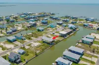Yellowtail Flats ~ New house on canal in Rockport ~ Great outdoor Space - 4 tähden