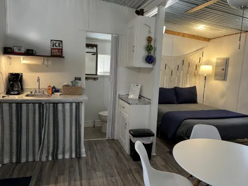 Quaint Cabin #1 - Pymatuning Lake - Chalets