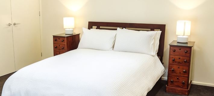 Spacious, modern apartment right in the Bendigo CBD Hotels in Bendigo