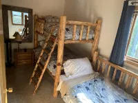 2 Story 3 Bedroom Ski Condo on Hailey’s Run at Whitefish Mountain Resort. - شرفة