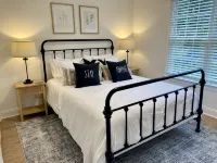 Fully Remodeled Home w/Fenced Private Backyard - Wifi