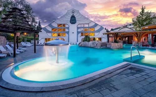 Hotel Carbona Thermal Spa - Hot Springs