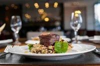 Hotel Parada Linares - 4-Star