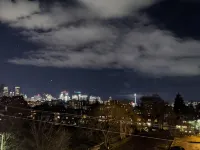 Space Needle and Mountain View. Top-Floor Condo - con vista montagne