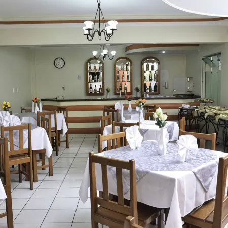 Ipê Guaru Hotel