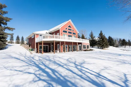 PRIVATE Luxury Lake Home with 5+ BR and Gourmet Kitchen-22 Foot Pontoon Included - Homestays