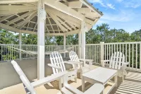 Sleeps 15 Heated Pool Walk to Seaside Roof Top 1 block to Beach + Chairs & Bikes - 4-Star