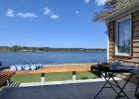 Cape Code Waterfront Cottage - 4-Star