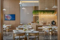 Cloud Dwelling Sky Pool Resort (Xishuangbanna West Shuangjing Xingguang Night Market Branch) - مسبح غير متناهي