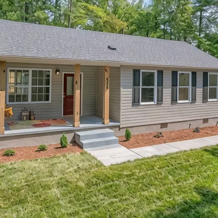Bright New Cozy Cottage -  1/2 mi from downtown.