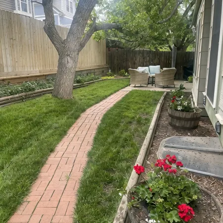 Ideally Located, Cozy and Welcoming!