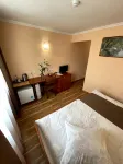 Airport Hotel - parkir
