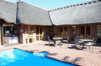 Royal Hotel Ladysmith - piscina