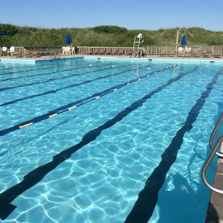 Carolina Cottage-Family Friendly Cottage in the Outer Banks-Community Pool