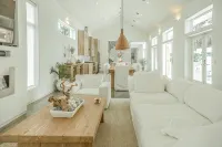 Location, comfort, and 5 beach accesses to more than one mile of deeded beach! - 5-Star
