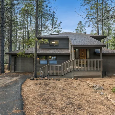 6 Lynx Sunriver
