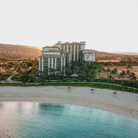 Incredible 3-bedroom villa with amazing secluded Lagoon in Ko Olina resort area.
