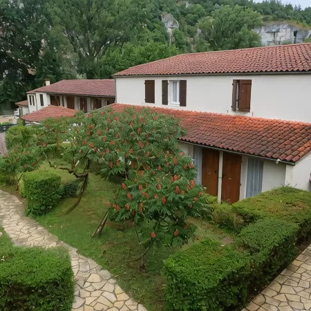 Hôtel Restaurant les Falaises