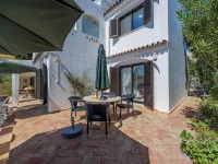 Luxury 4-Bed Villa with Heated Pool & Rooftop Sea Views –400m from Coelha Beach - Villa