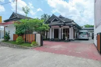 Griya Asri Guest House RedPartner - 2-Sterne